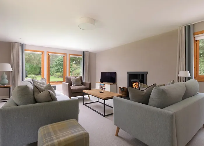 Ballater Bungalow - 4 Bed - Beautiful Garden