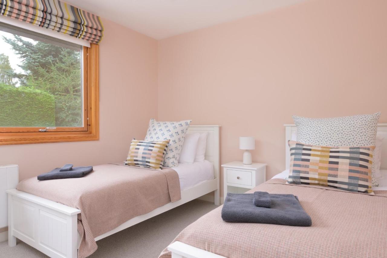 Holiday home - 4 Bed - Beautiful Garden Ballater